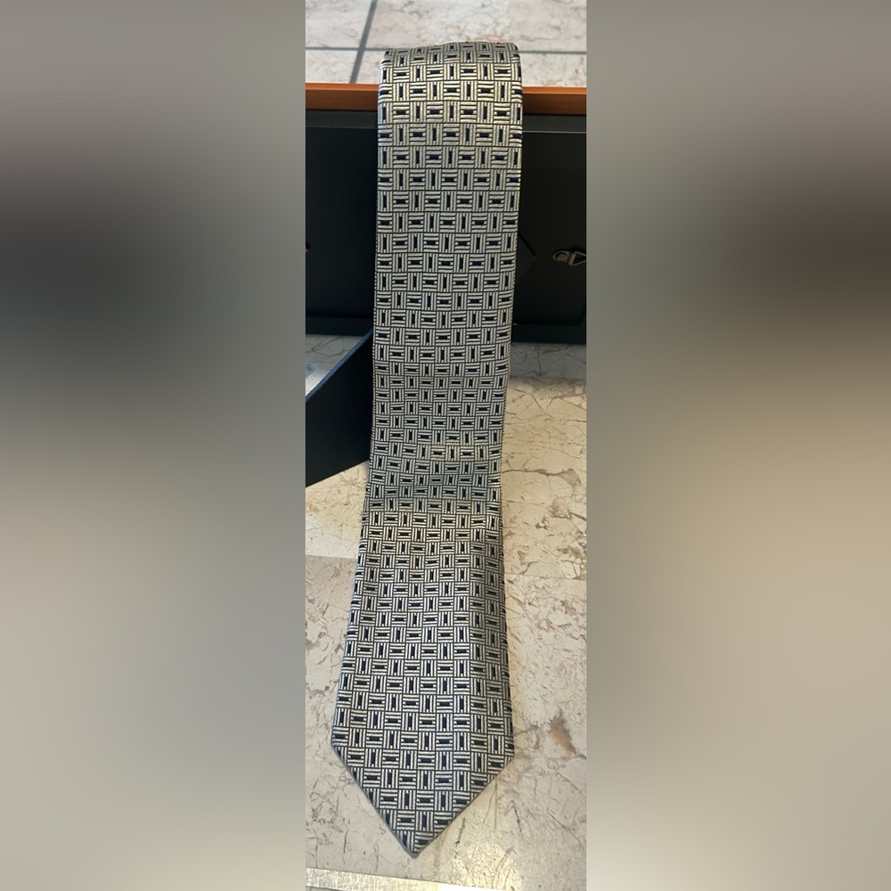 Pink London Geometric Silk Tie